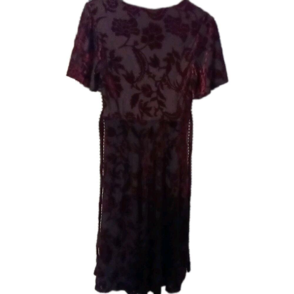 As U Wish S Small Burgundy Velvet Burnout Faux Wrap V-Neck Short Sleeve Dress - Picture 5 of 7